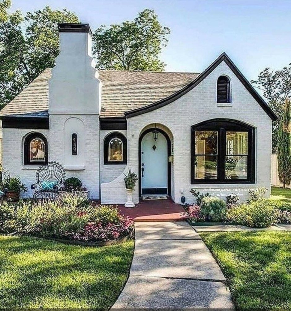 Одноэтажный дом в стиле Тюдор