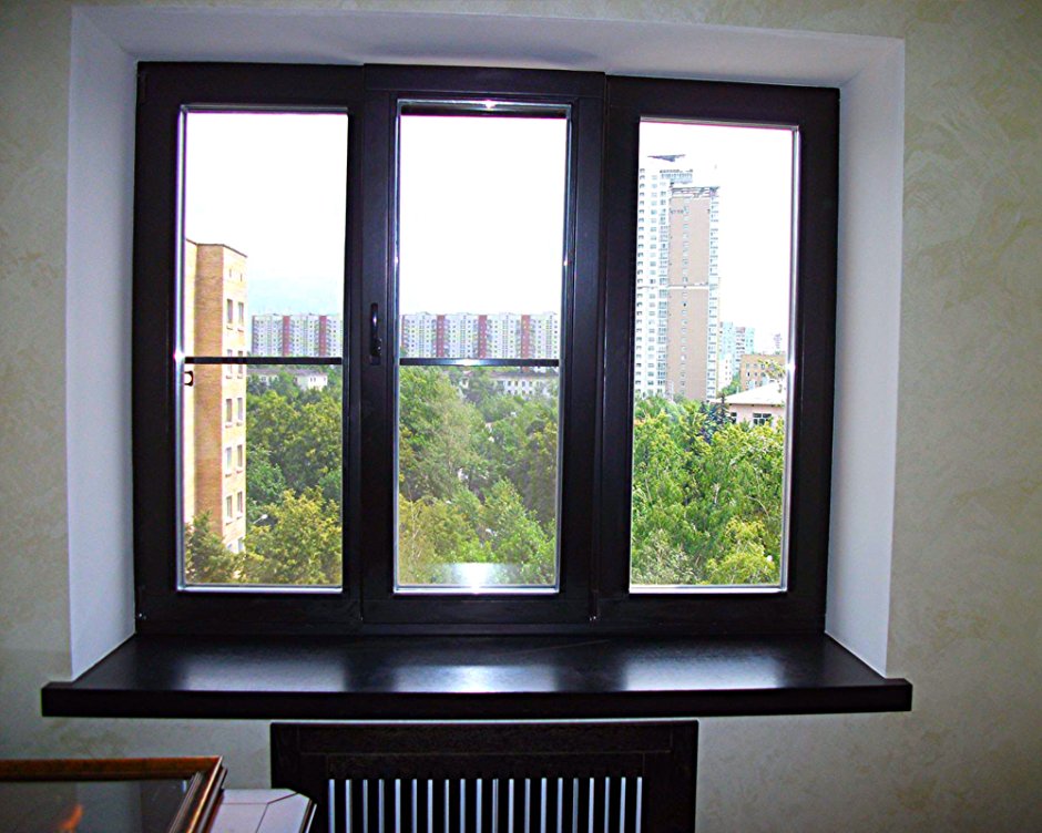 Черные пластиковые окна