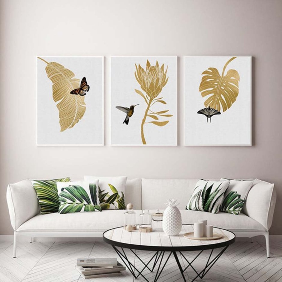 Дерево на стене в интерьере