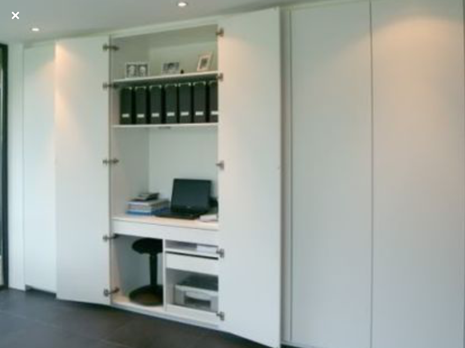 Шкаф с рабочим местом внутри