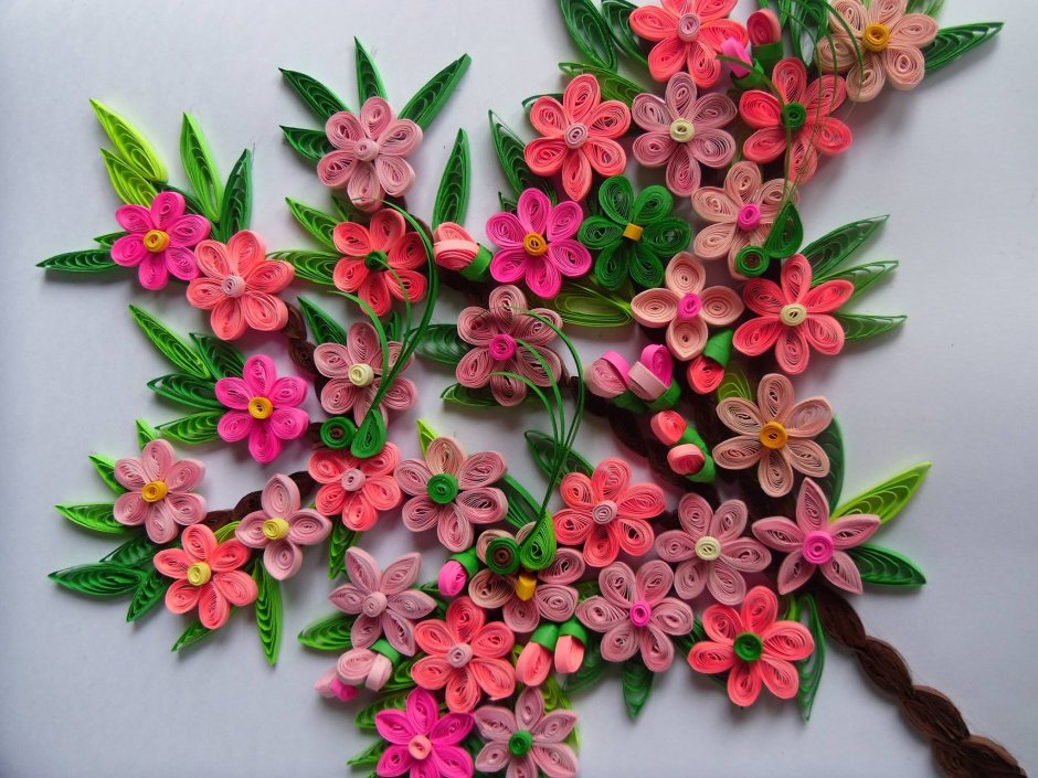 Цветы из квиллинга маленькие