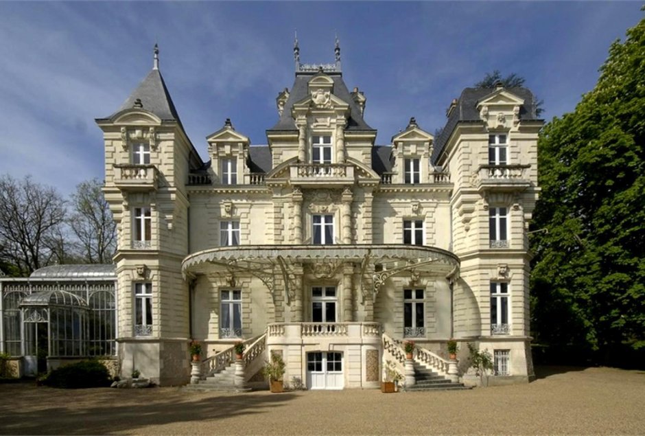 Замок Шато Манор..