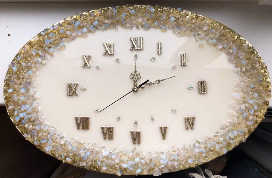 Часы настенные с кристаллами