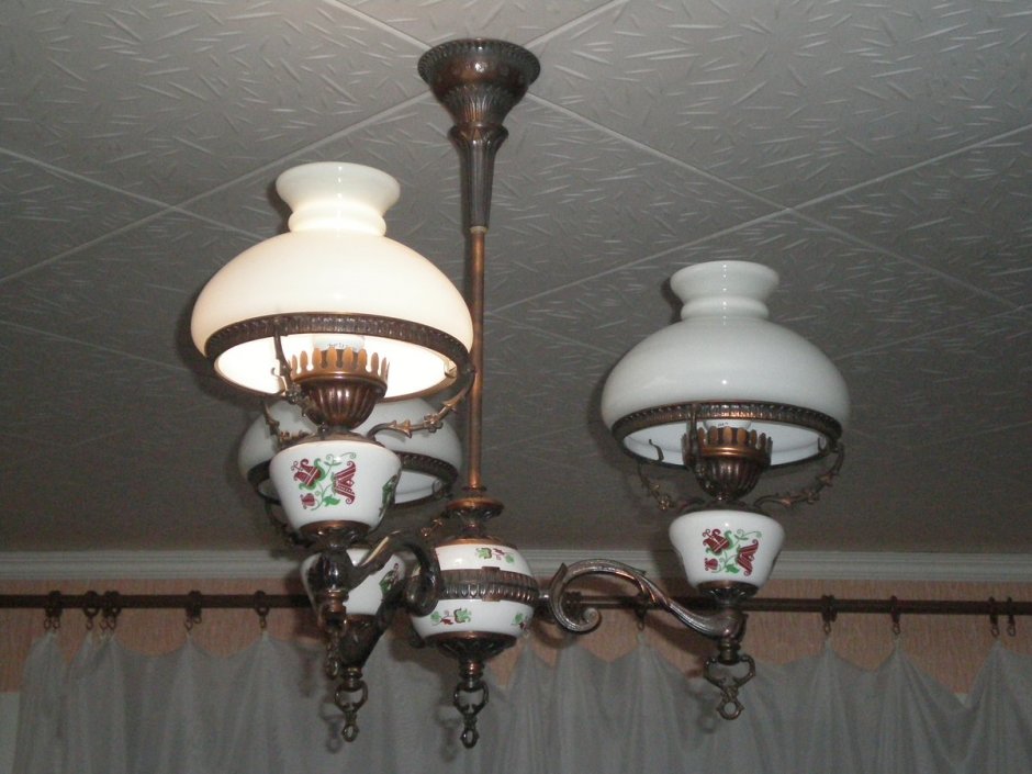 Старая Советская люстра