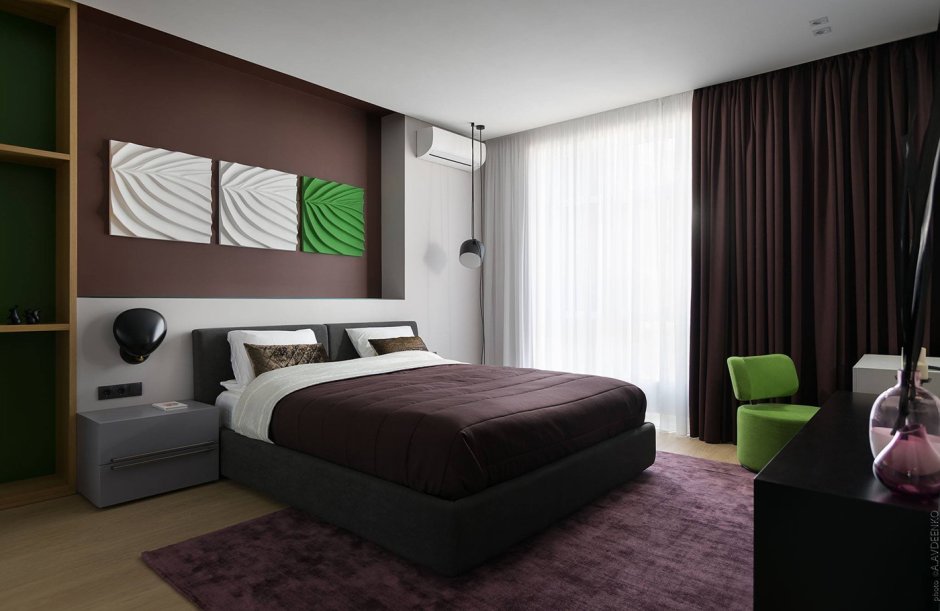 Темные двери в интерьере