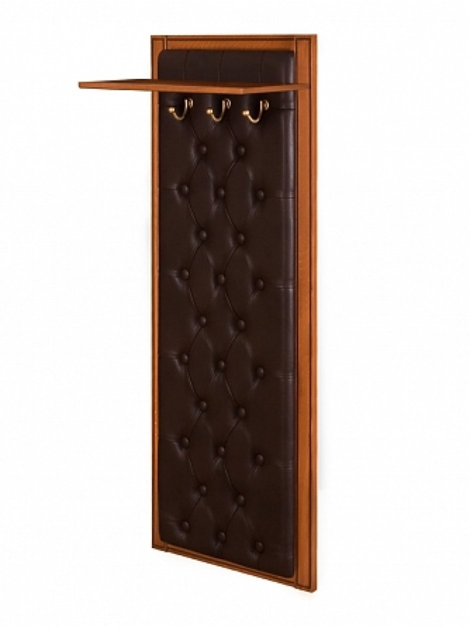 Каретная стяжка в прихожей с вешалкой