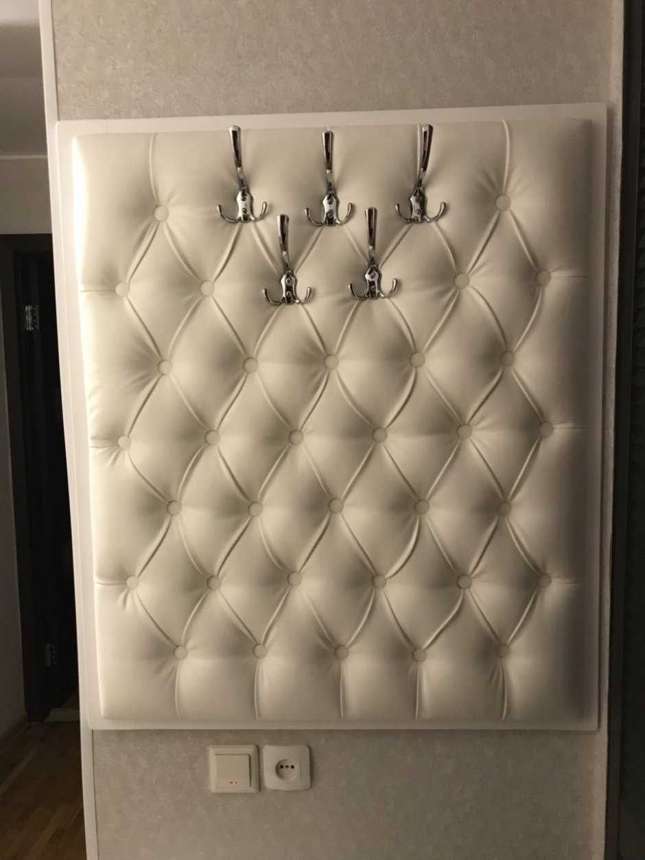 Вешалка настенная стеганая Габриэлла изготовитель Нижний Новгород