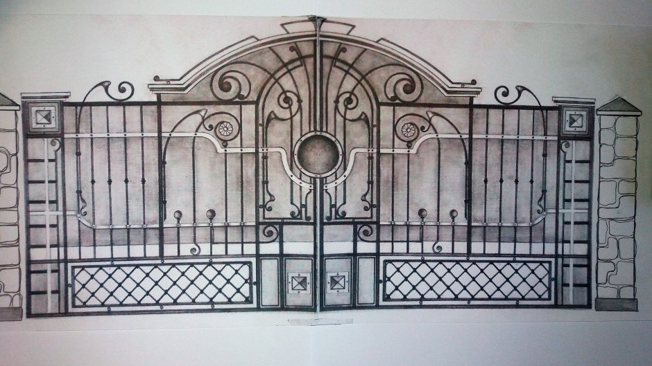 Кованые ворота на белом фоне
