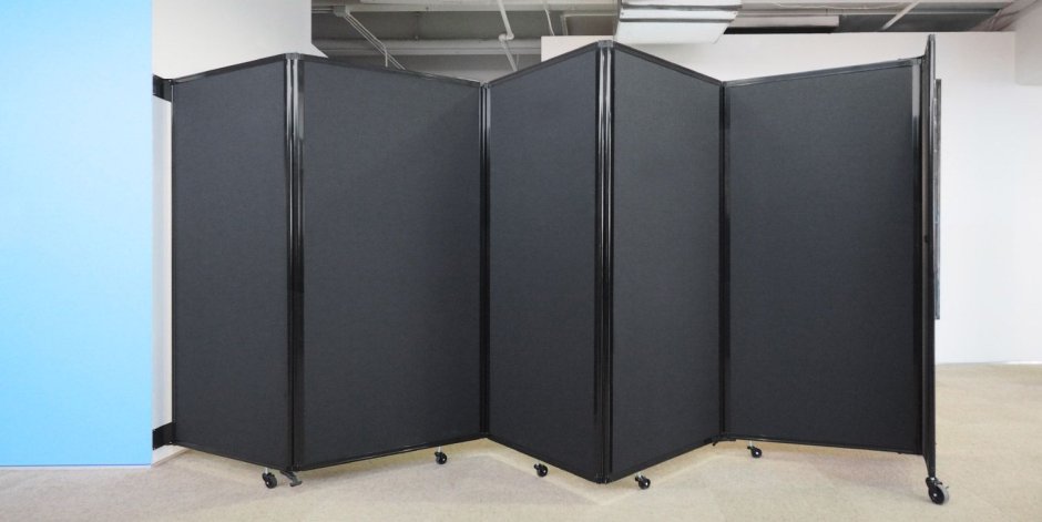 Офисные столы с перегородками