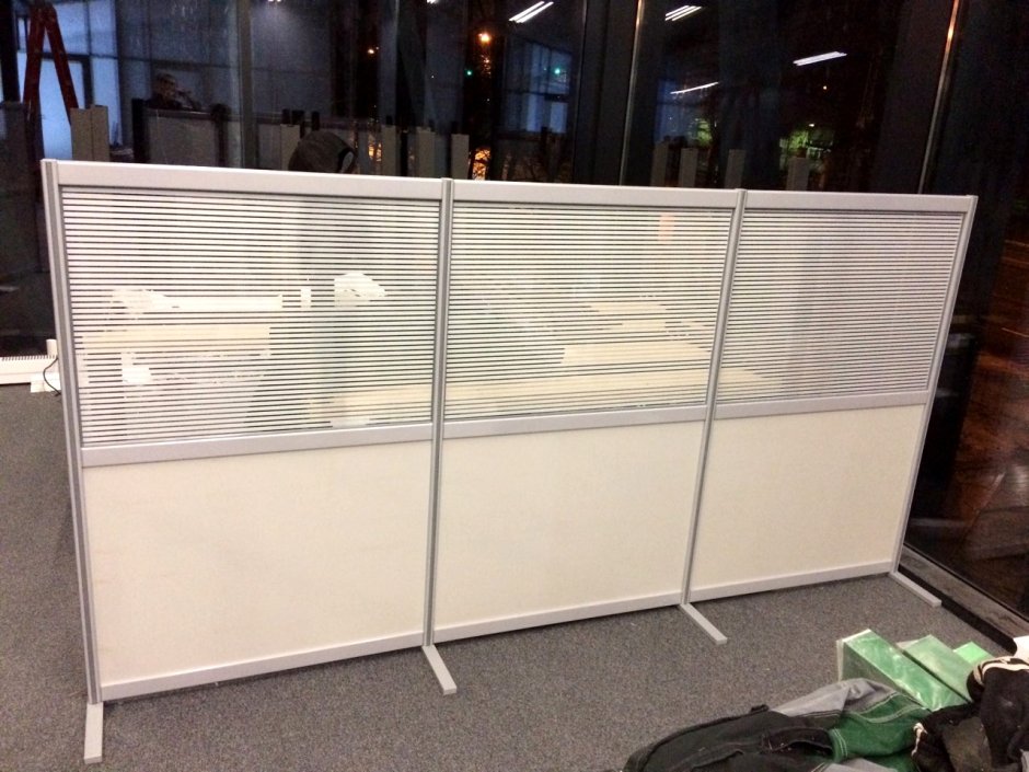 Перегородки в салоне красоты для зонирования