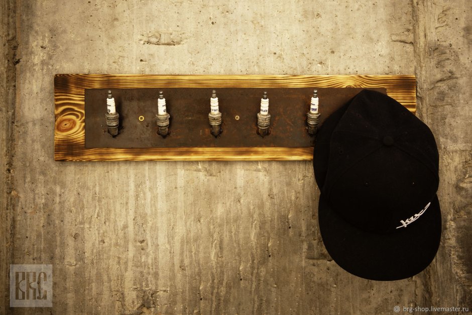 Вешалка настенная лофт