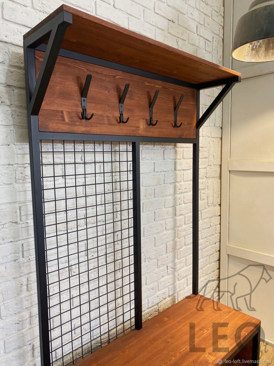 Железная вешалка в стиле лофт в ванную