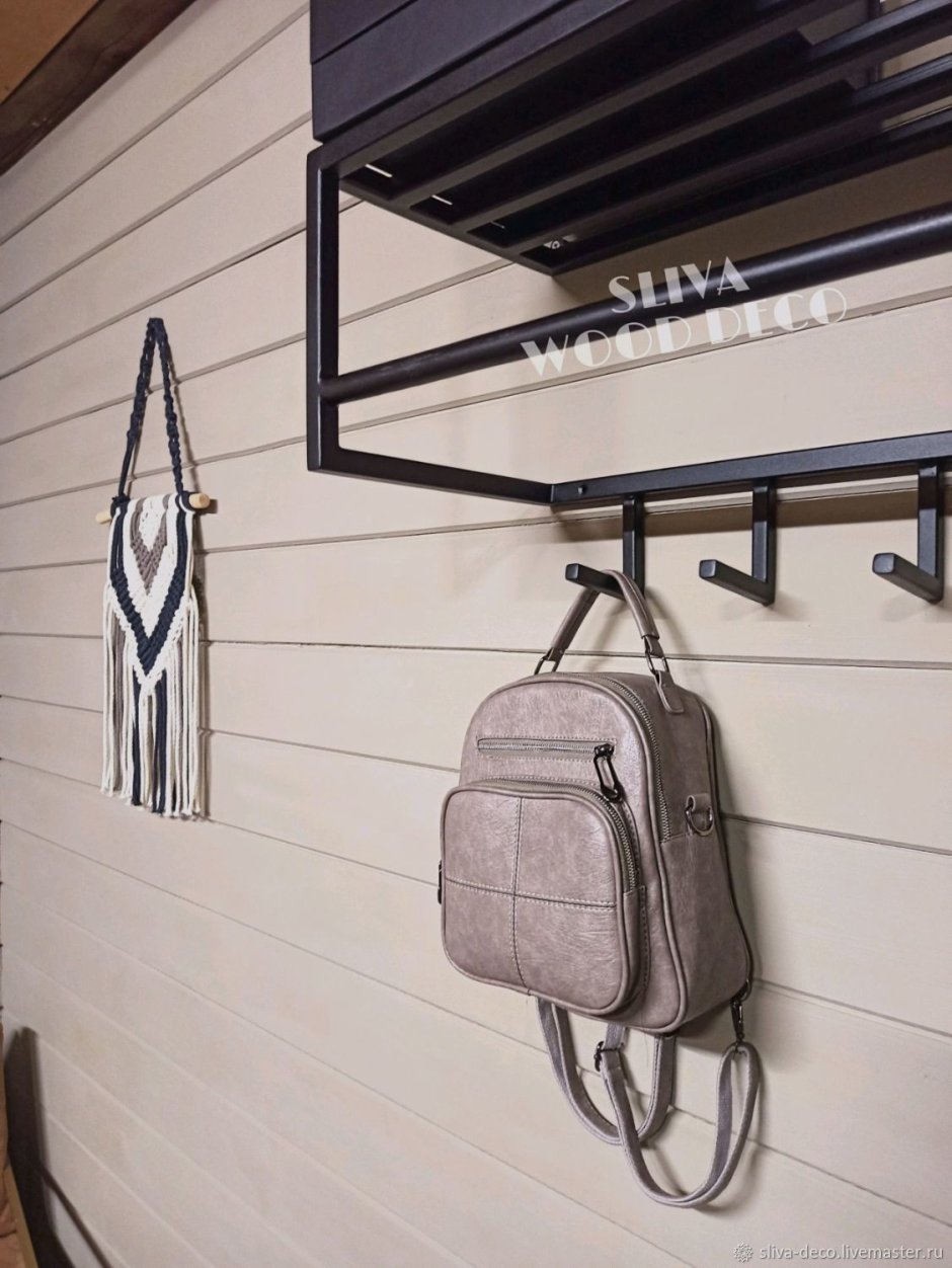 Вешалка настенная лофт