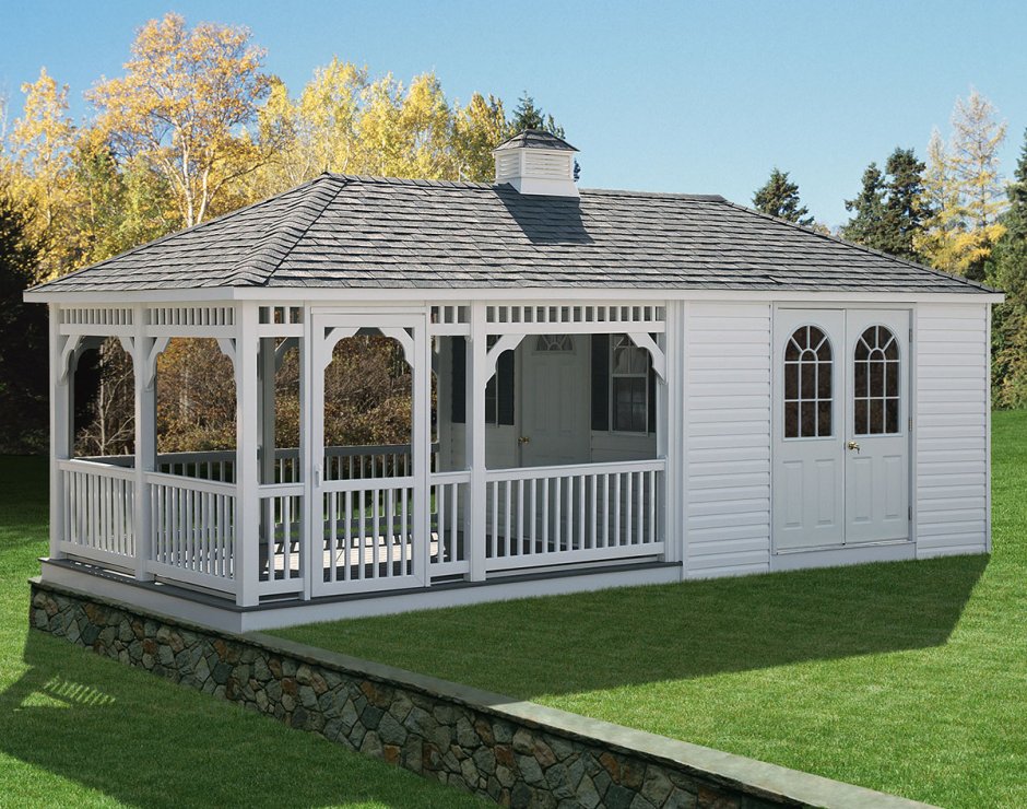 Беседка с серой крышей