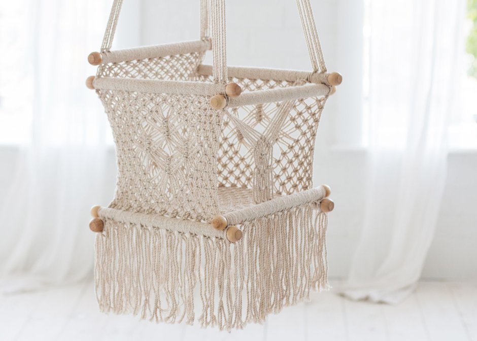 Детская качель макраме