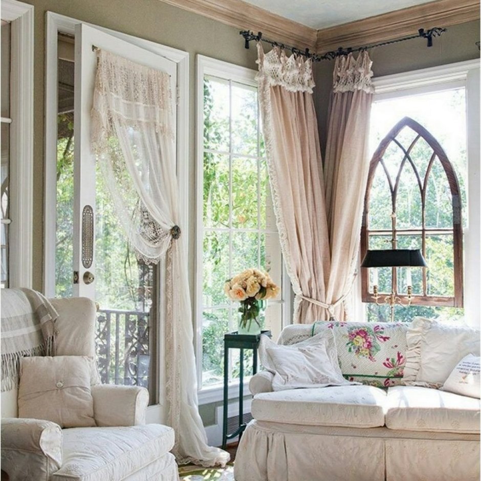 Старинные кружевные занавески