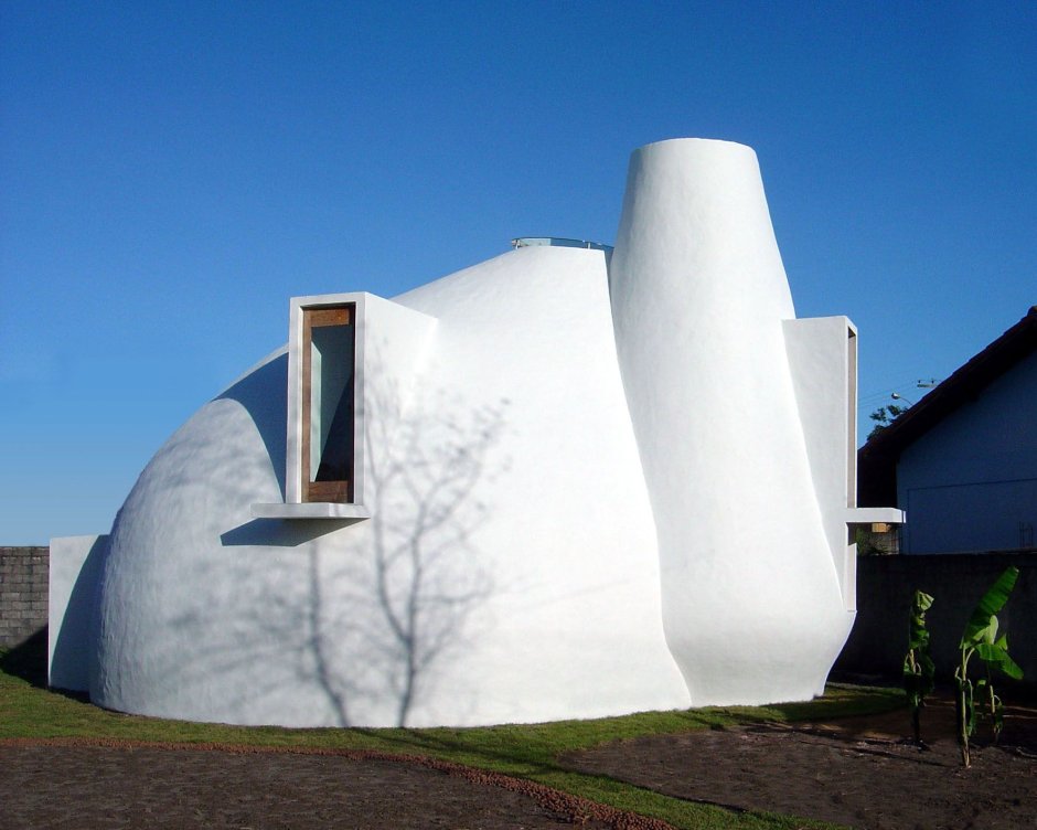 Микродом из пенопласта и бетона