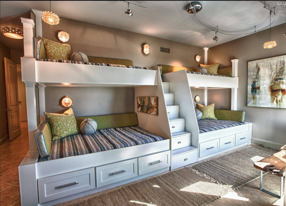 Спальня с двухъярусной кроватью