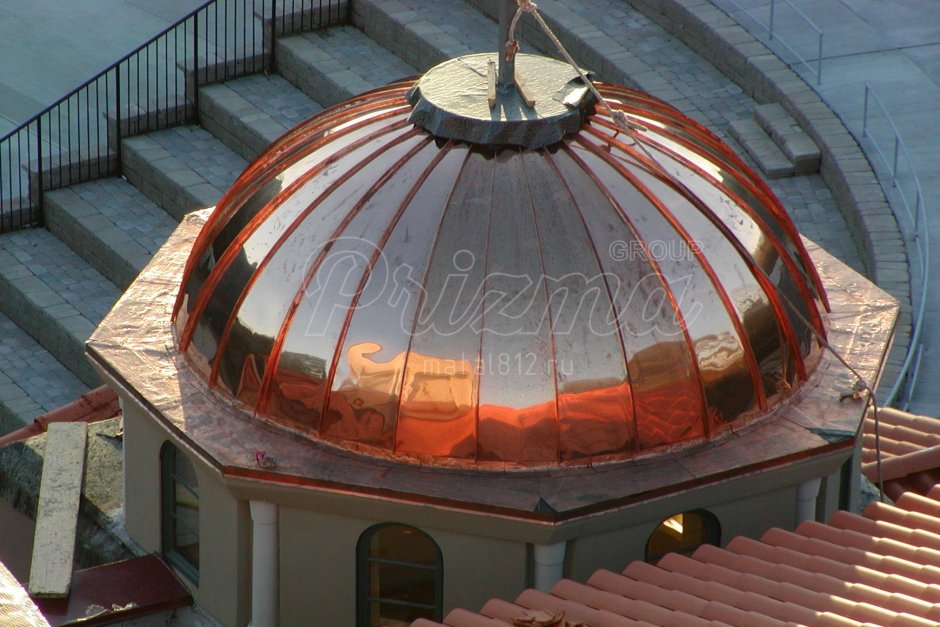 Куполы на крыше