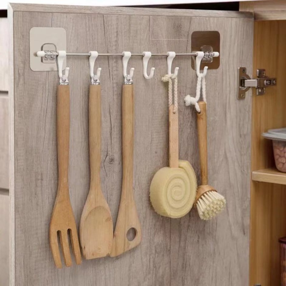 Вешалка для кухонных принадлежностей с крючками
