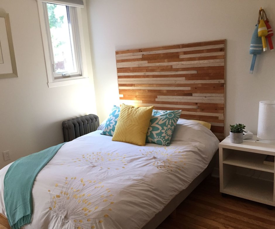 Шкаф в спальню в современном стиле