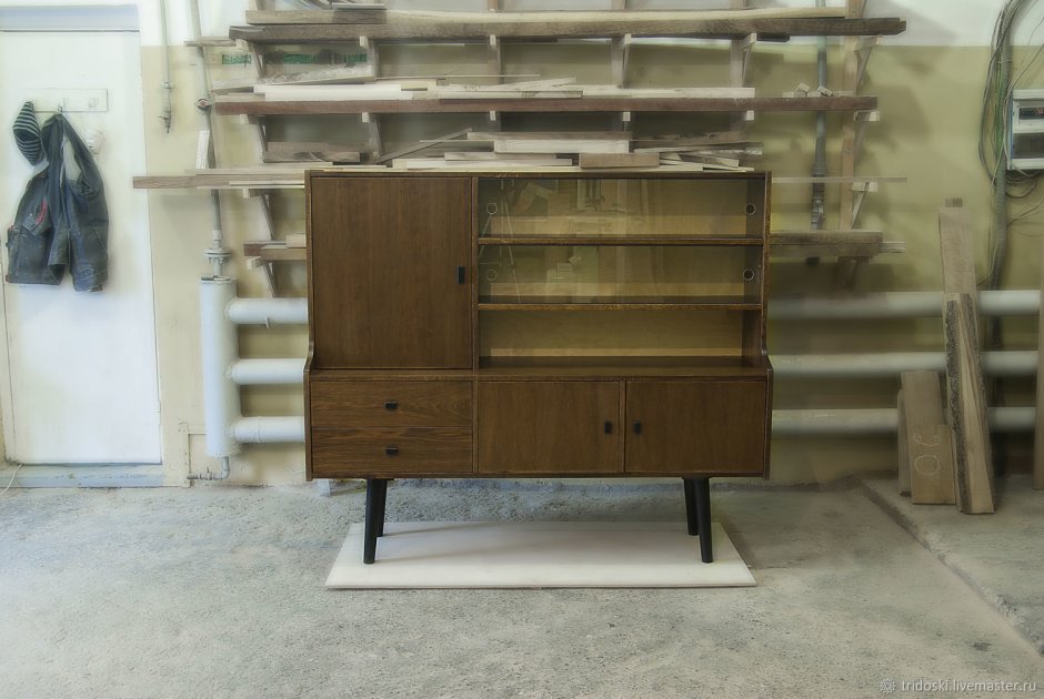 Сервант 70-х годов