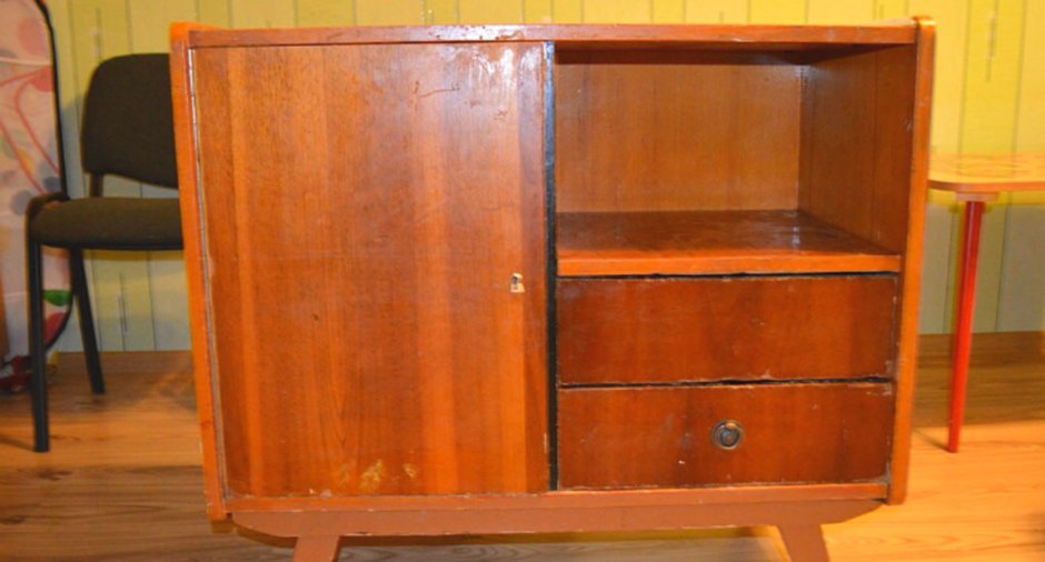 Советская тумба