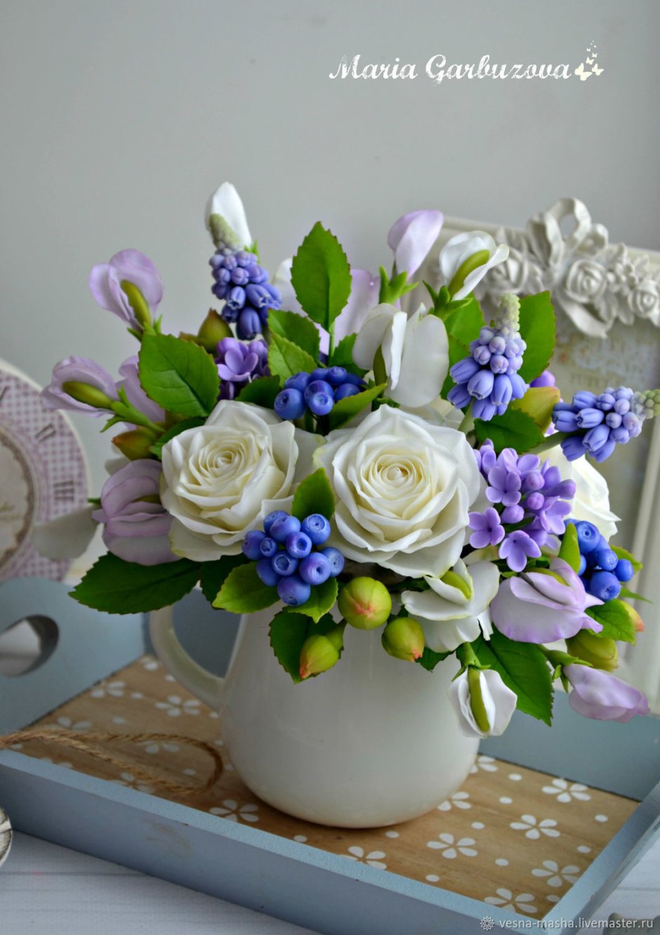 Букет из холодного фарфора в кружке