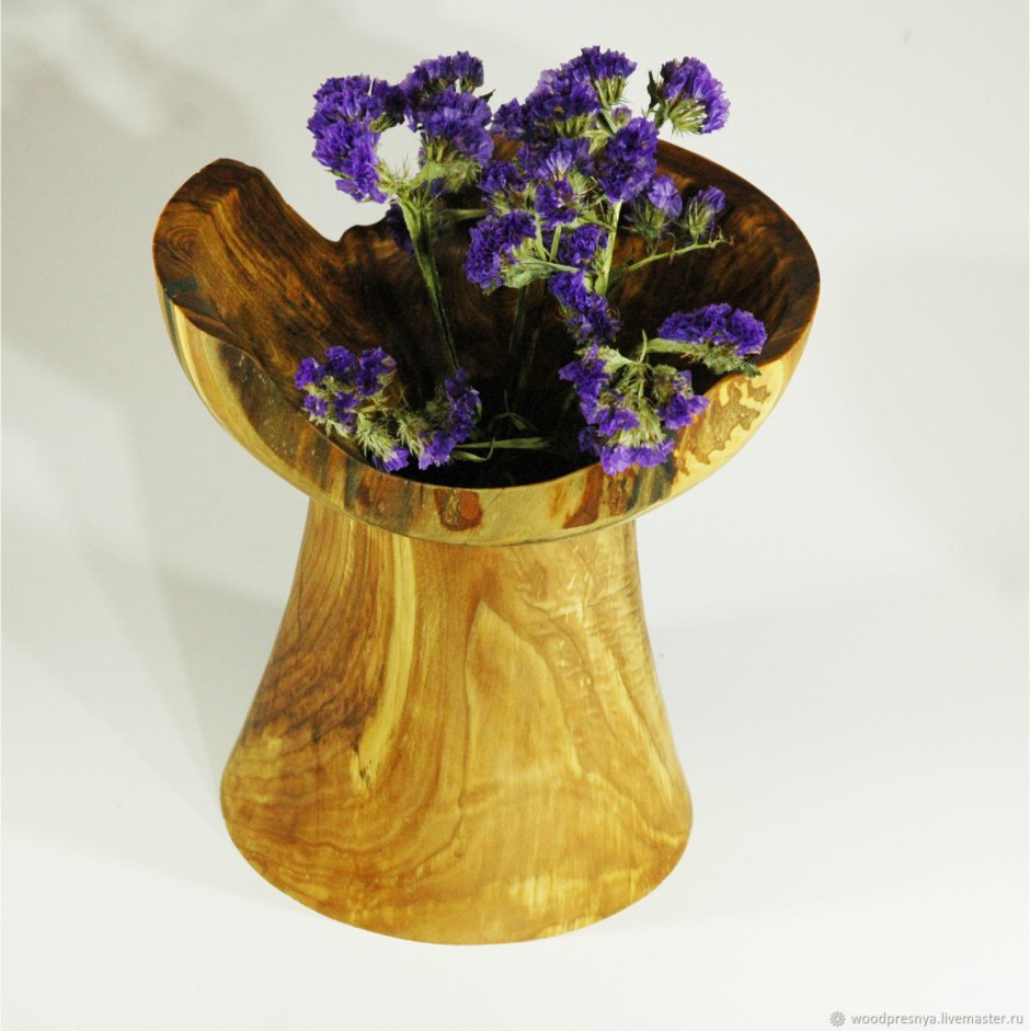 Ваза из пробирок