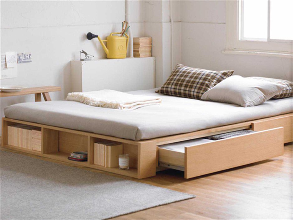 Кровать двуспальная на подиуме с ящиками