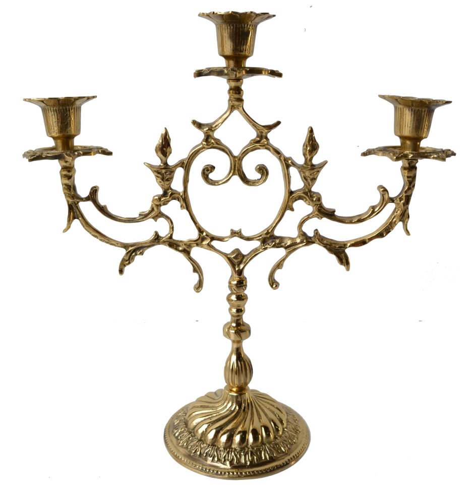 Свеча в подсвечнике