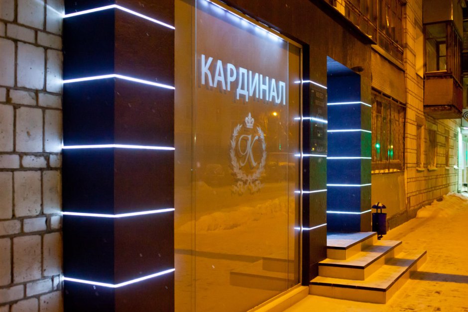 Контурное освещение фасадов зданий