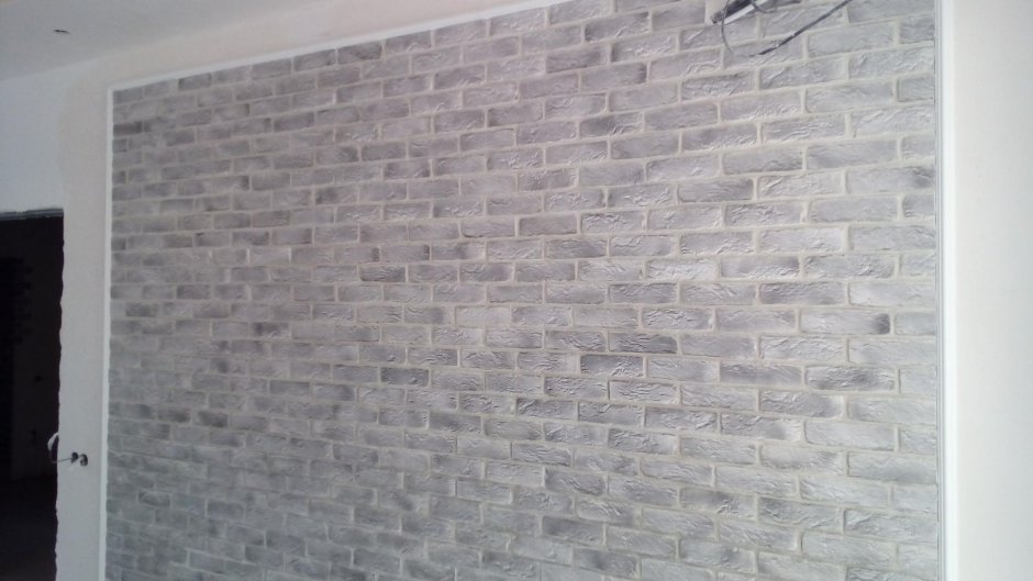 Плинтус на декоративный кирпич