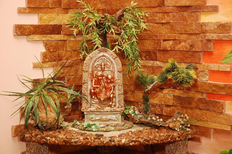 Мини фонтан в интерьере