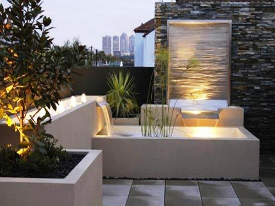 Фонтан в современном стиле