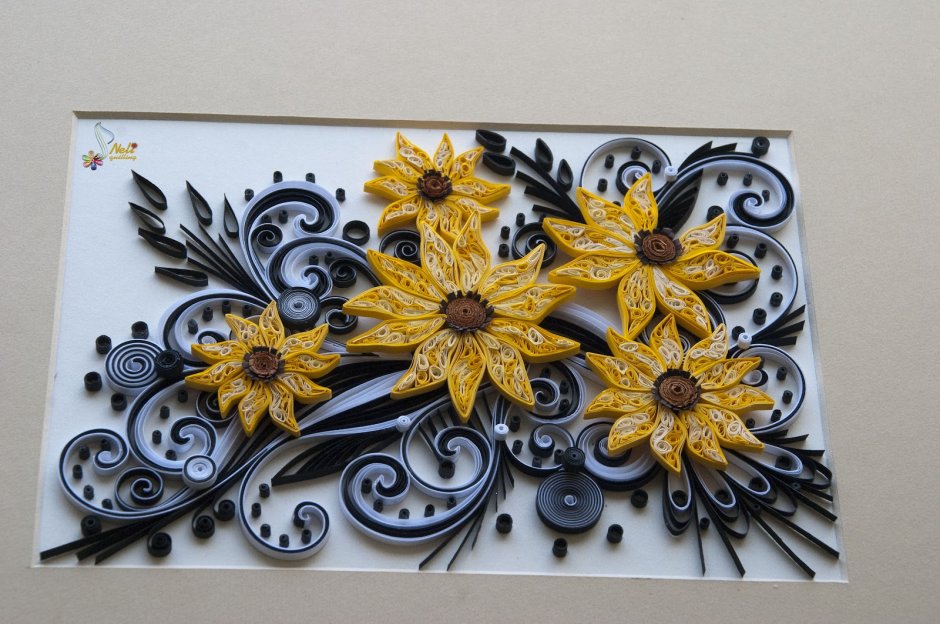 Панно в технике квиллинг