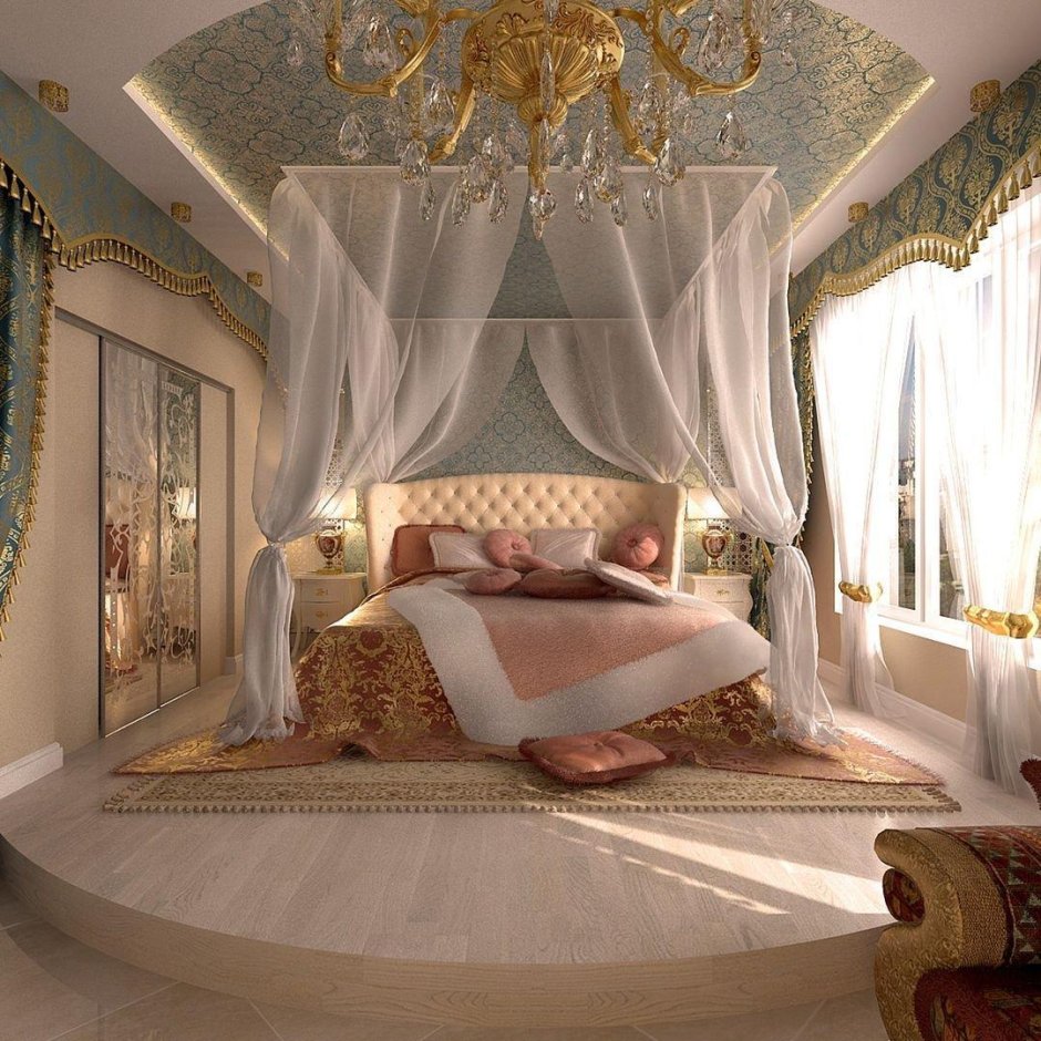 Богатая кровать