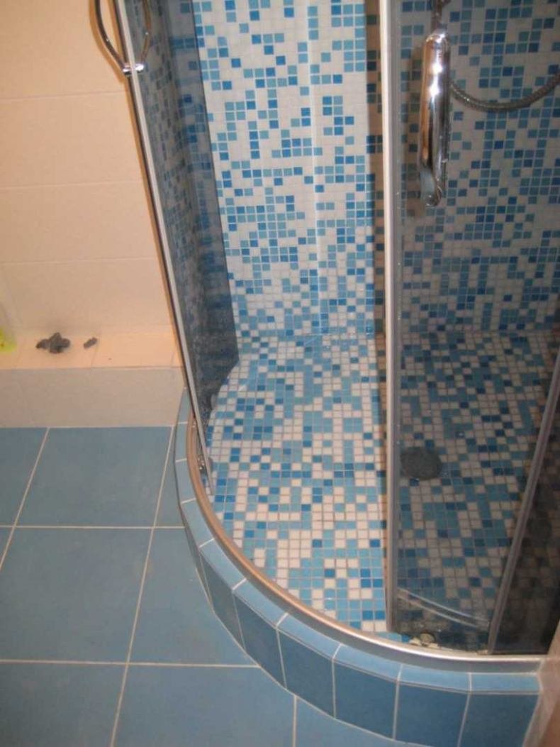 Душевой поддон из плитки