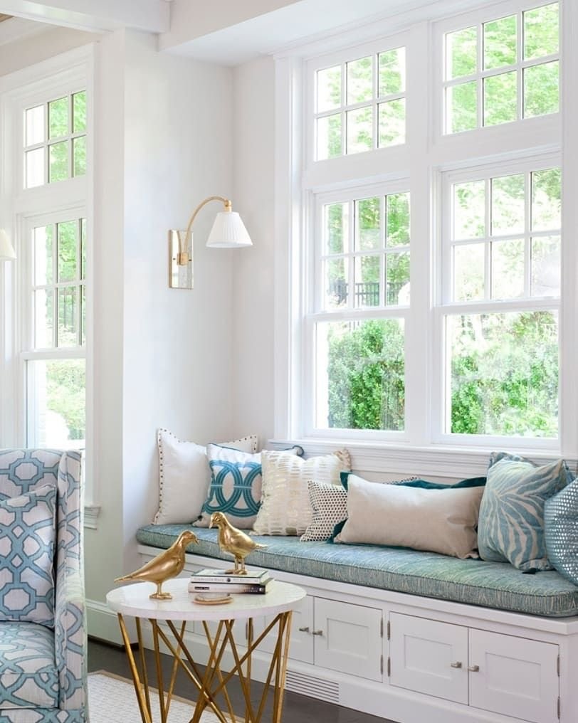 Подушка на подоконник