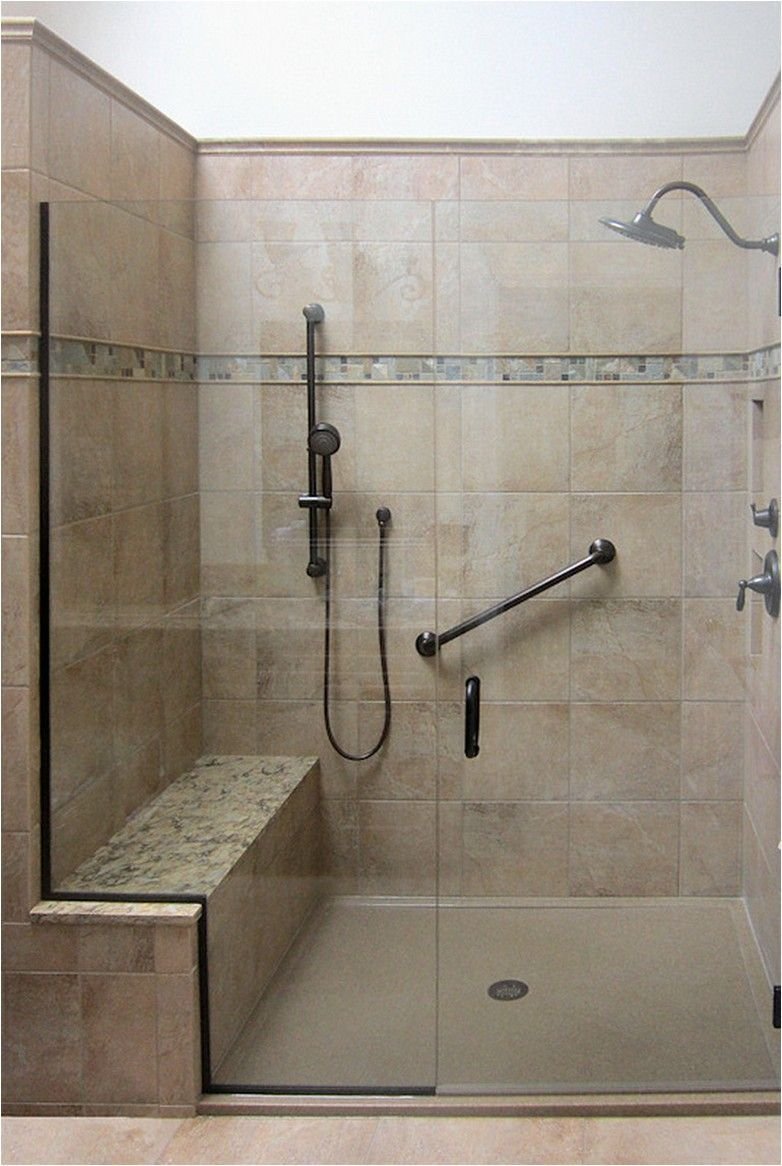 Скамья в душевой