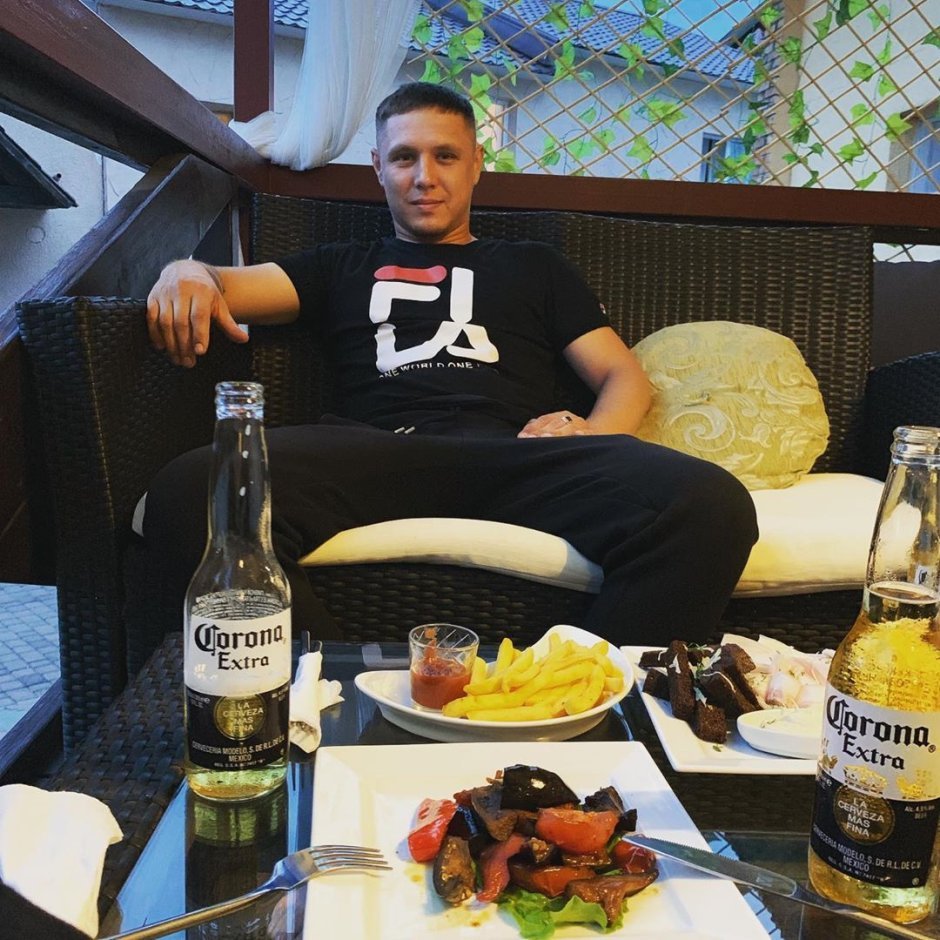 Щипцы Vitek VT-8434