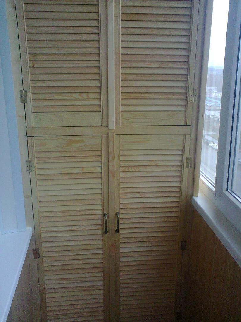 Хозяйственный шкаф на балкон