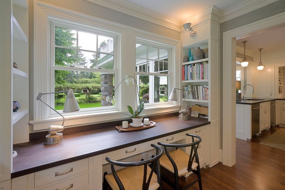 Кухня с окном