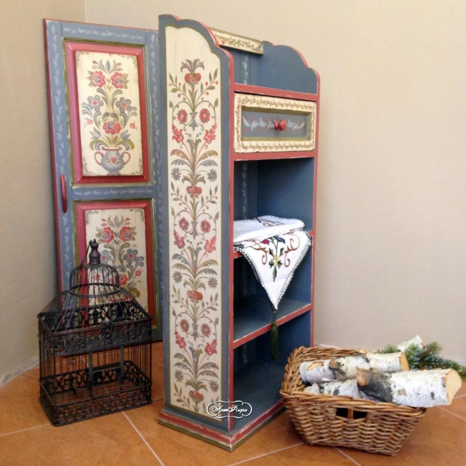 Расписная мебель Анастасии Немоляевой