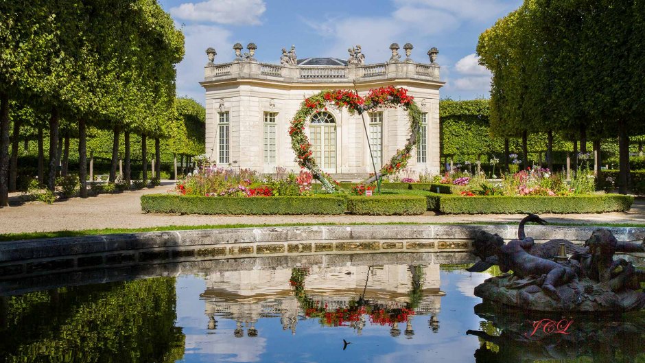 Версаль пригород Парижа
