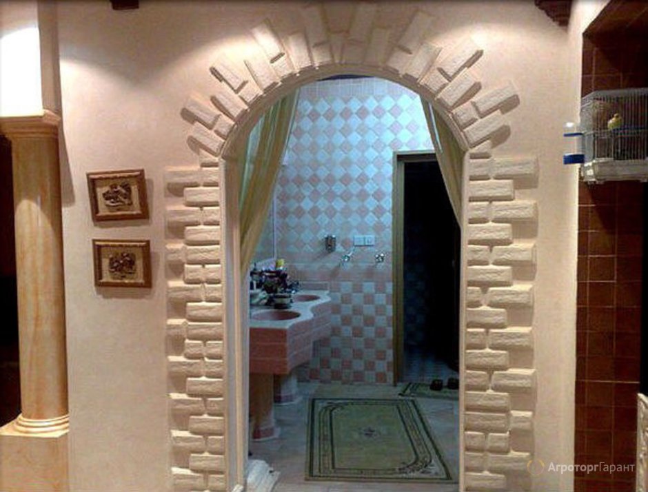 Арка межкомнатная из Монте Кьяро камня