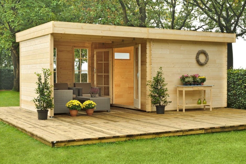 Тини Хаус с верандой