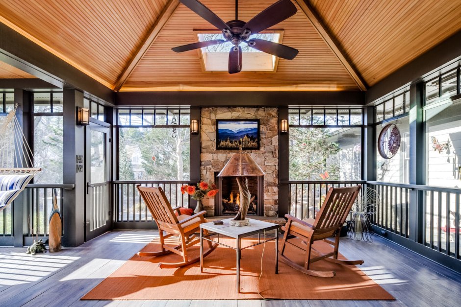 Освещение под навесом