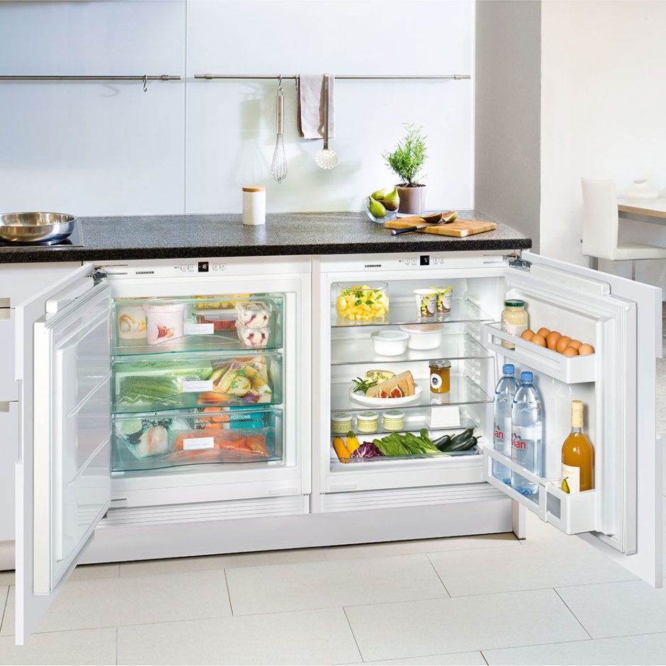 Мини кухня с холодильником