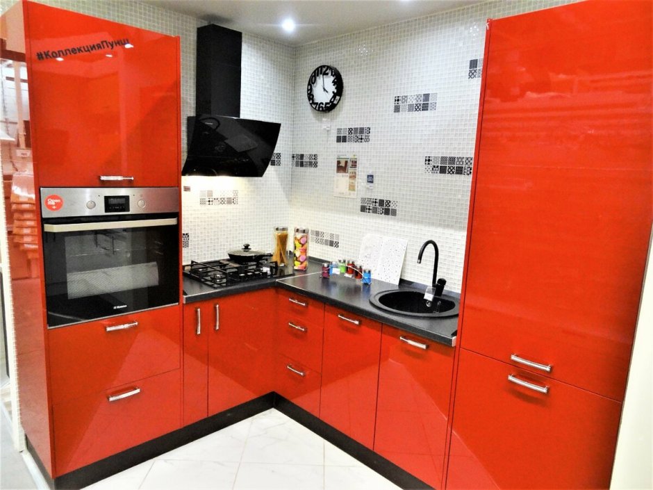 Кухня Петергоф Леруа Мерлен